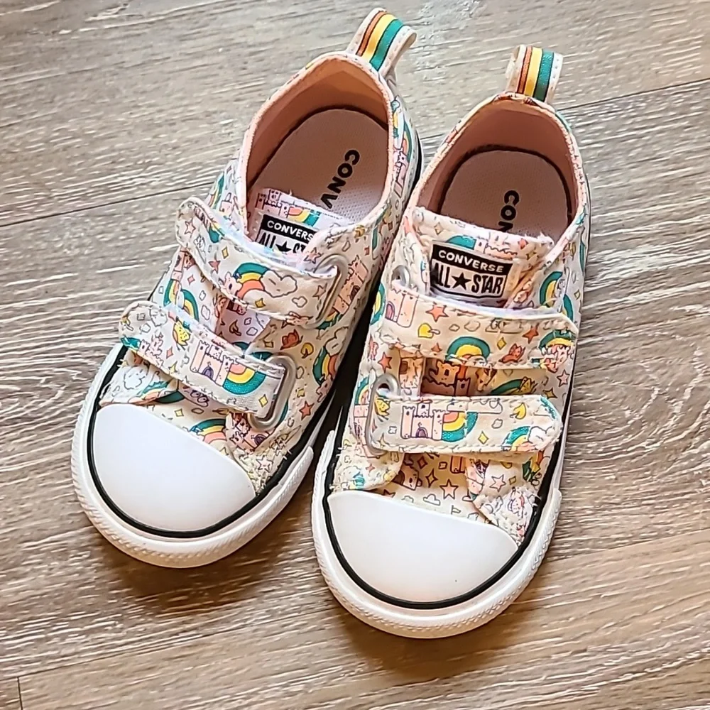Converse Chuck Taylor Allstar Castle Size 8 Toddler - Picture 3 of 6
